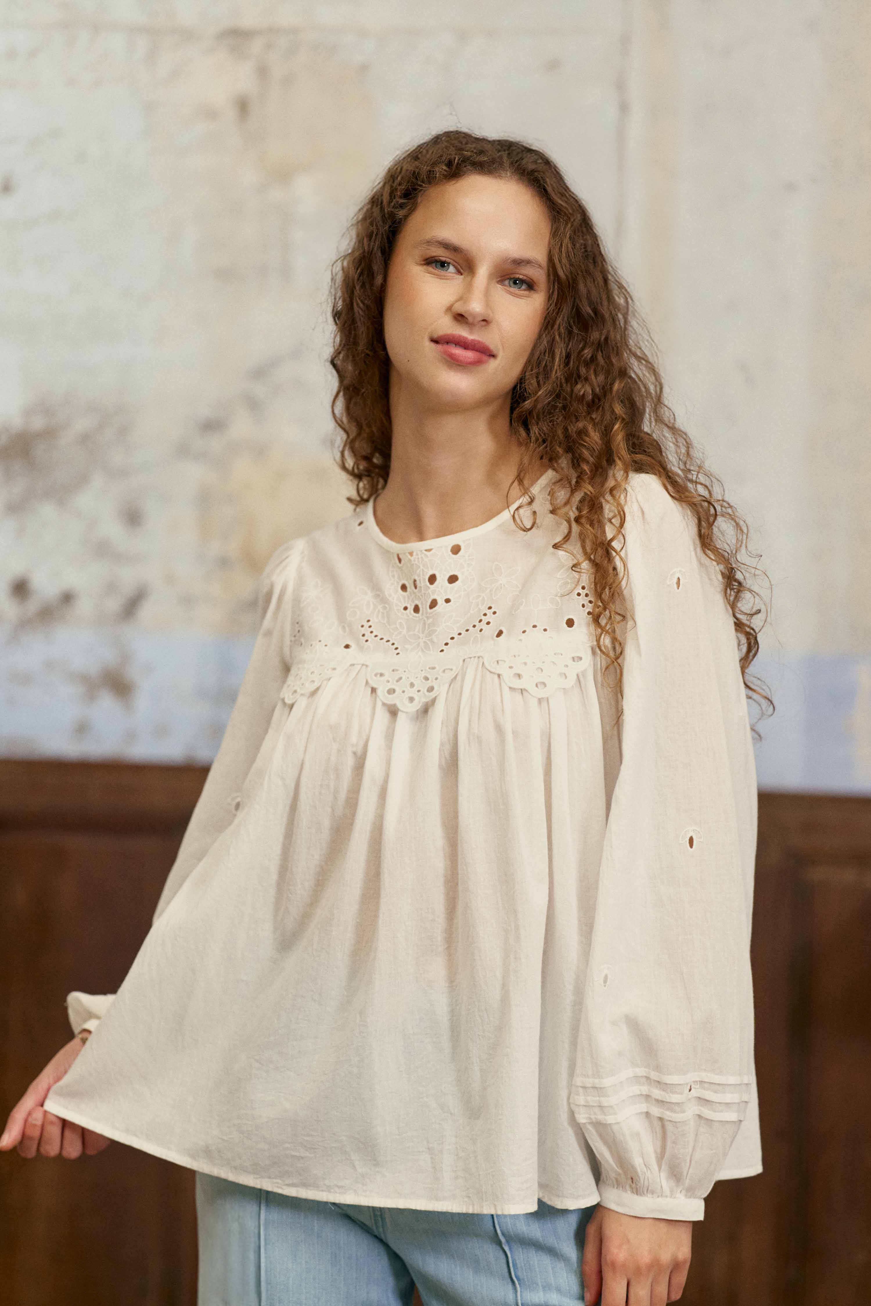 Brany - Blouse brodée
