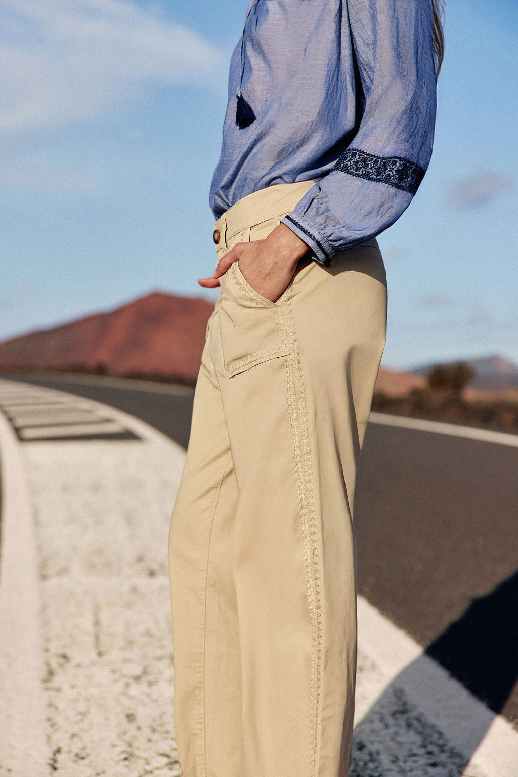 Pantalon droit beige clair - Marisol