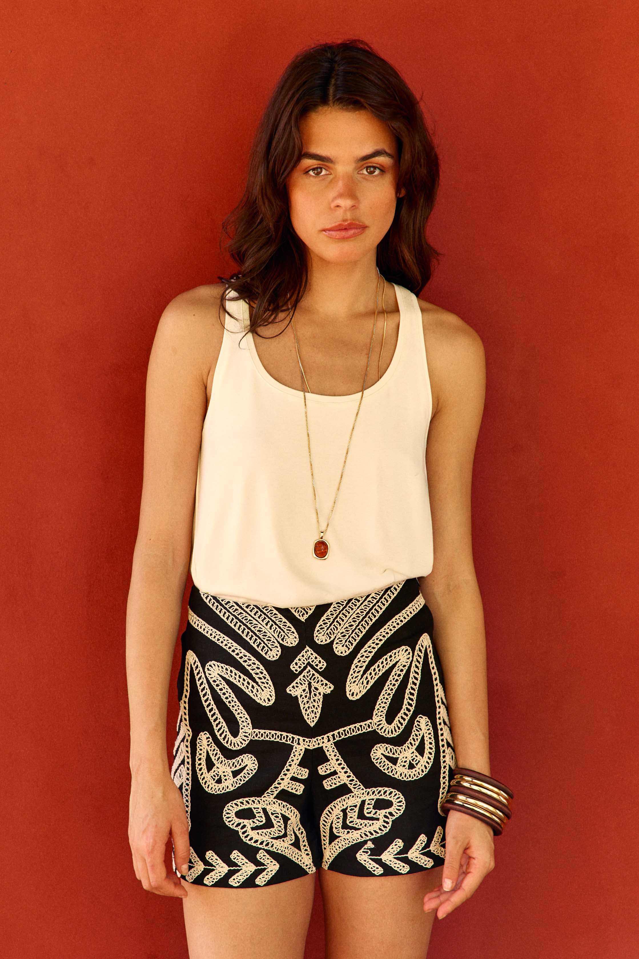 Shey - Short à broderies